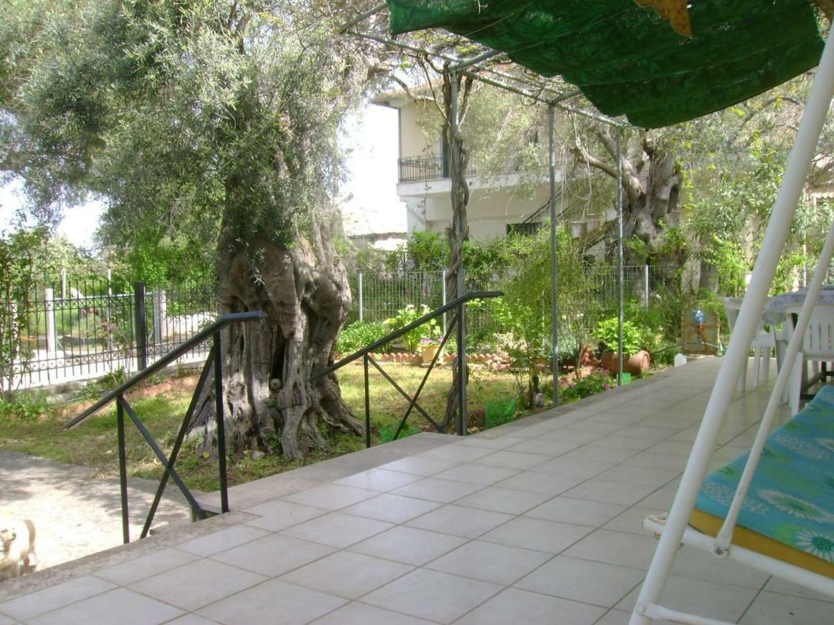 Villa Lefkas House With Garden Tsoukaládhes Exterior foto