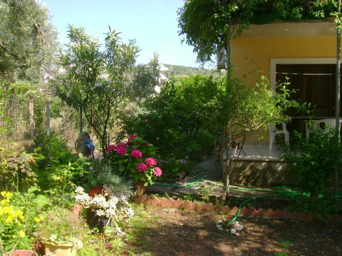 Villa Lefkas House With Garden Tsoukaládhes Exterior foto